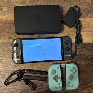 Nintendo Switch Super Smash Bro Edition Bundle